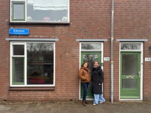 Westafette: Elke en Jitta over nieuwe huiskamer in hart van Bikobuurt