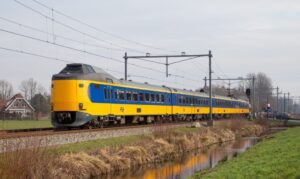 Nasleep hittegolf: minder treinen van en naar Delft