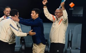 Van Ikea Delft en de jeugd van DVV naar het WK voetbal: Mustapha Khalfi coacht Jordanië